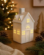19651 Sv&iacute;t&iacute;c&iacute; porcel&aacute;nov&yacute; Domek 11 x 21 x 10 cm, tepl&aacute; b&iacute;l&aacute;, 1 LED, časovač-4
