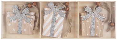 Drevené darčeky na zavesenie so striebornými trblietkami 8 cm, 6 ks v krabičke